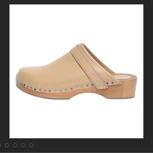Isabel Marant Beige Leather Mules